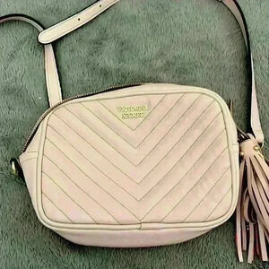 Victoria's Secret Belt Bag & Fanny Pack Exterior Bags